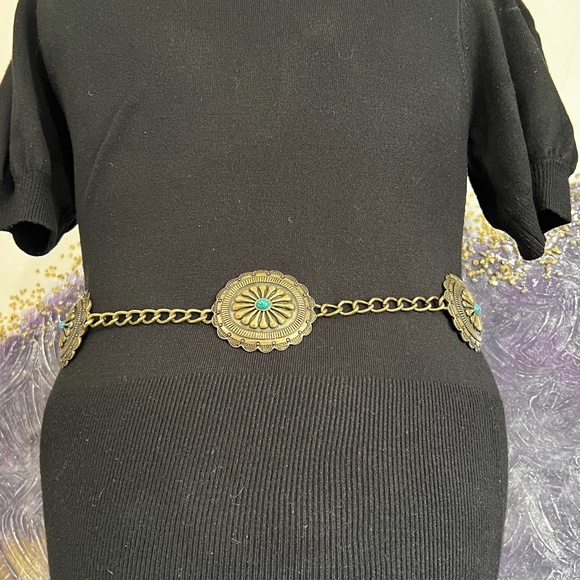 Vintage Antique Brass Tone Concho Belt - Picture 8 of 10